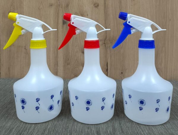 SPRAY BOTTLE